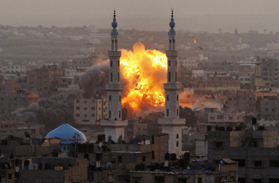 Israel continues deadly Gaza air raids 