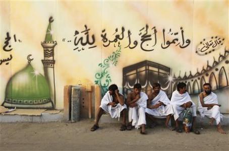 More than 2.5 million Muslim pilgrims begin haj
